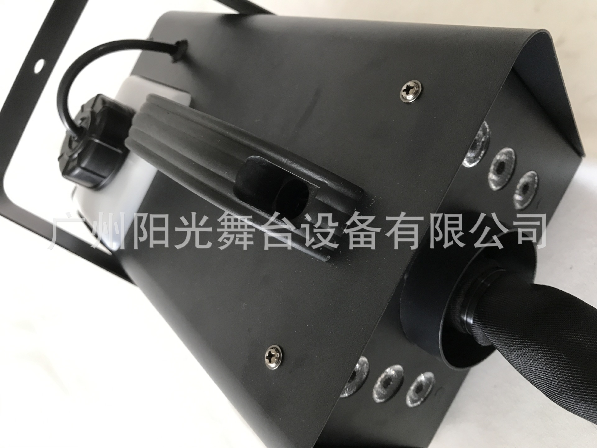 新款室内户外600W高输出便携式雪花机 节日派对圣诞舞台飘雪机氛围特效商场引流影视拍摄人造逼真造雪设备详情5